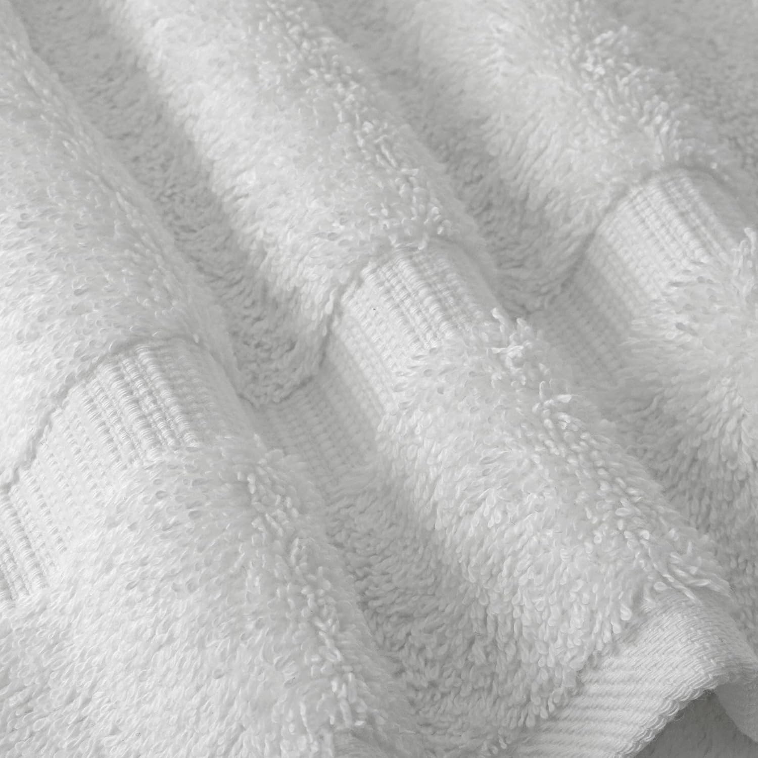 Chakir Turkish Linens 4 Piece Bath Towel Set, 100% Cotton Luxury Turkish Towels for Bathroom, Soft Absorbent Bath Towels, 27 x 54 Inches, White - Image 5