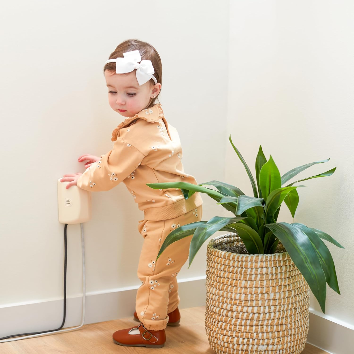 Safety 1st Outlet Cover with Cord Shortener for Baby Proofing - Image 6