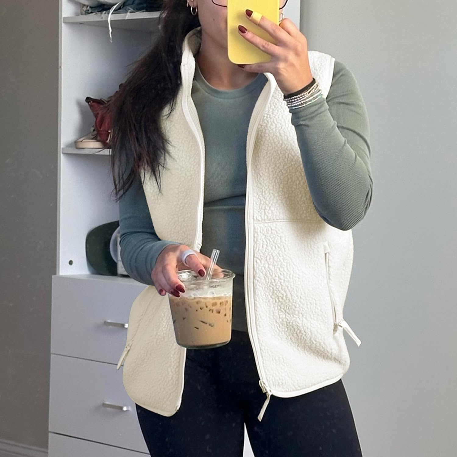 Hixiaohe Sherpa Fleece Vest for Women Trendy Warm Sleeveless Vests Jacket Lightweight Zip Coats with Pockets Fall Outerwear - Image 7