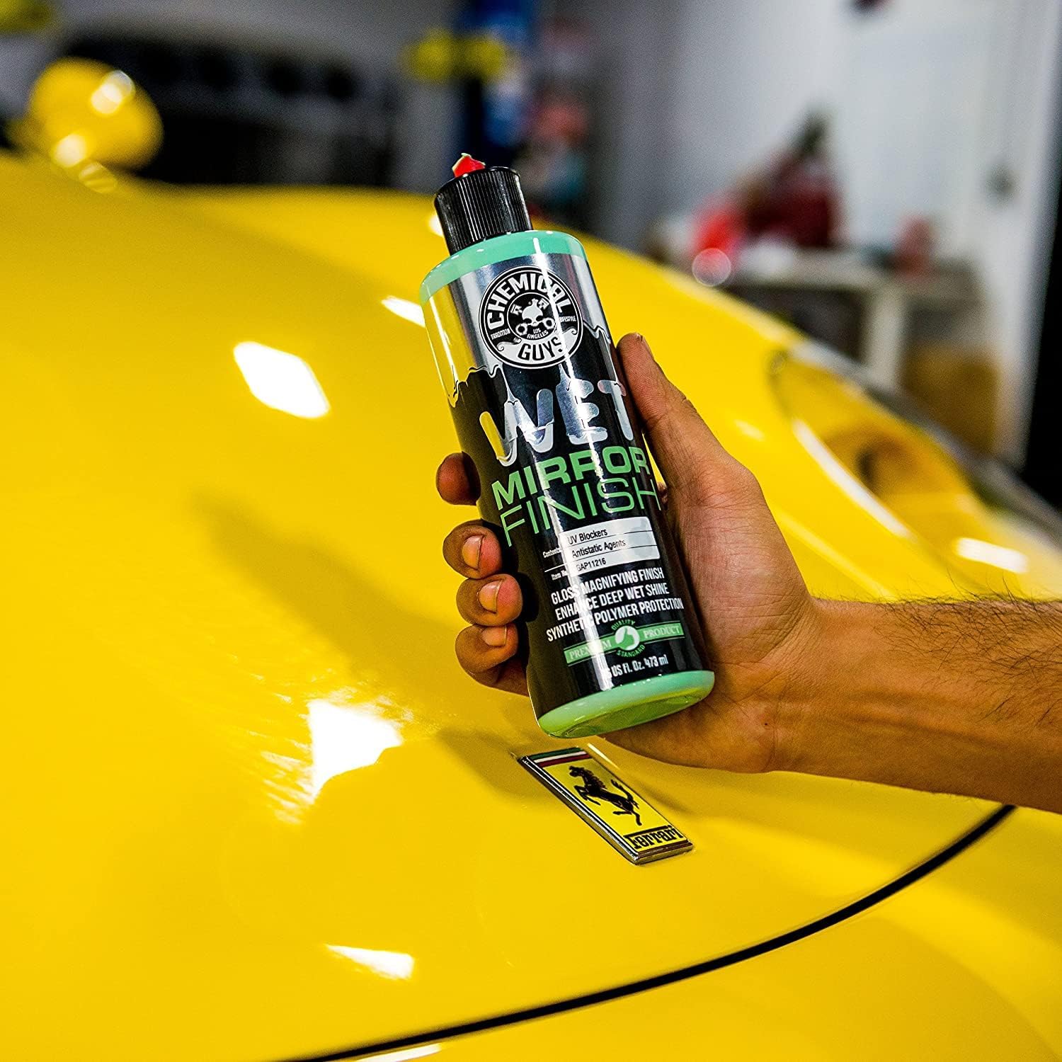 Chemical Guys Wet Mirror Finish High Gloss Glaze - Reflective Shine Enhancer & Car Paint Glaze for Trucks, SUVs, Motorcycles, and RVs - Safe for Clear Coat, Chrome, and Paintwork, 16 oz - Image 5