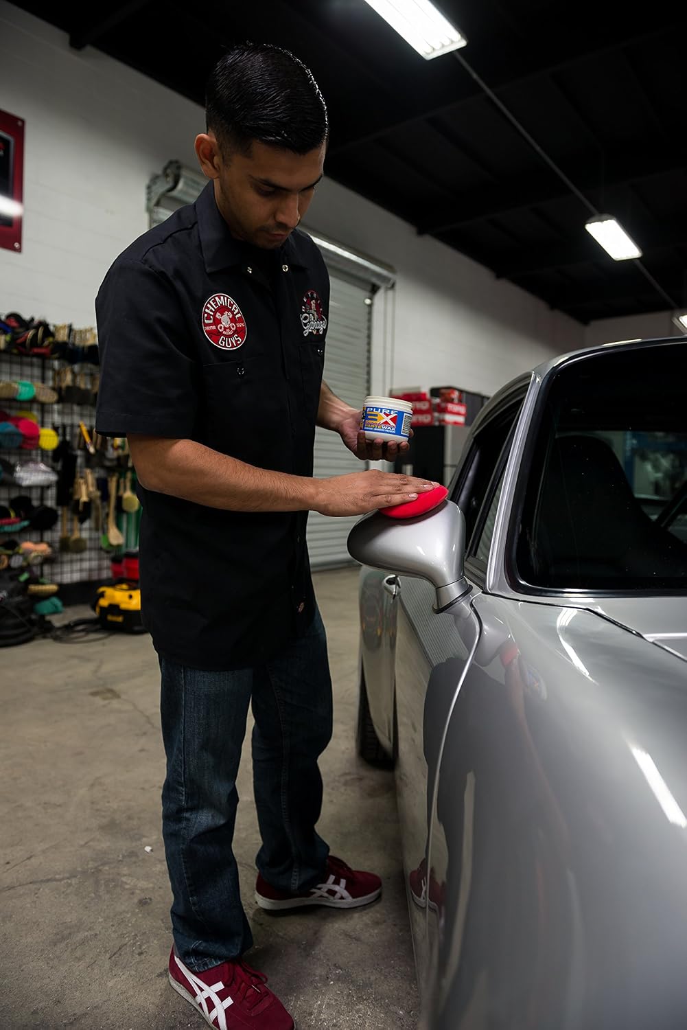 Chemical Guys, XXX Hardcore Carnauba Paste Wax, Deep Wet Warm Gloss, 8 oz | Hand-rubbed formula for enthusiasts chasing maximum depth on show cars; layers over sealant and lasts weeks between coats - Image 4