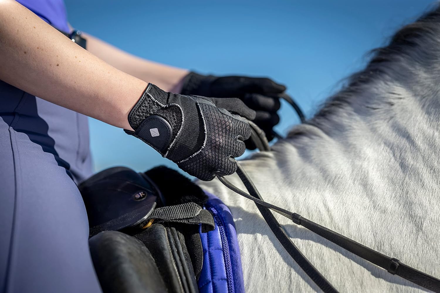 LeMieux Unisex 3D Mesh Riding Gloves - Lightweight & Breathable - Anti Slip - Image 6